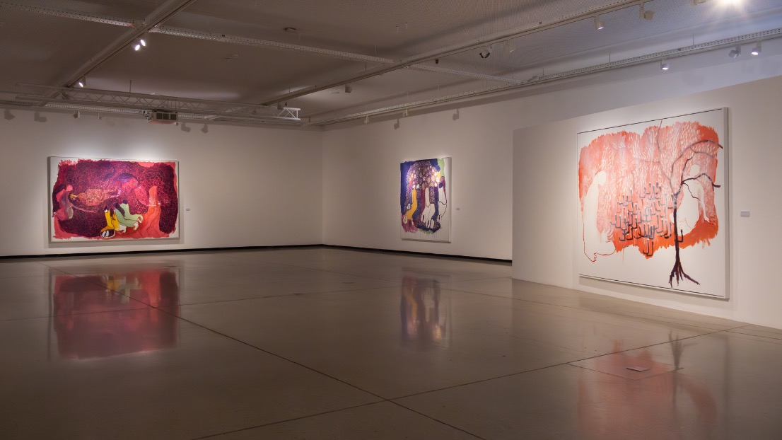 A layered Portia Zvavahera painting from Tanda rima with veiled figures in deep red and violet tones.